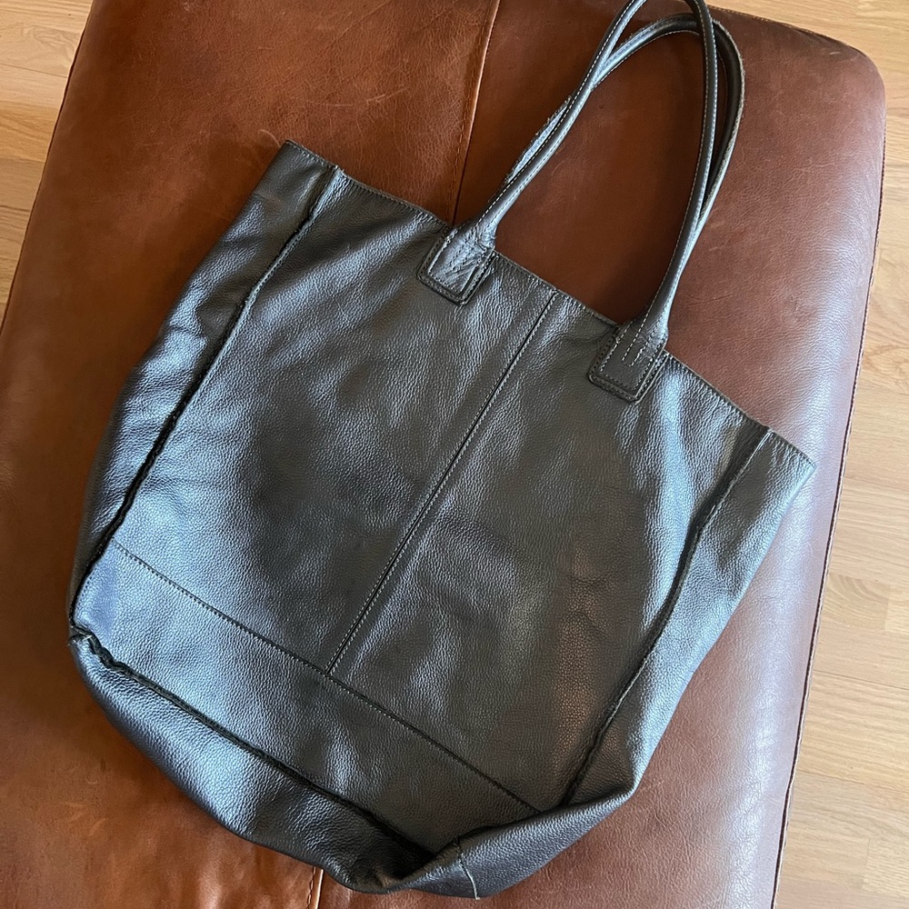 J. Jill gray metallic leather shoulder bag